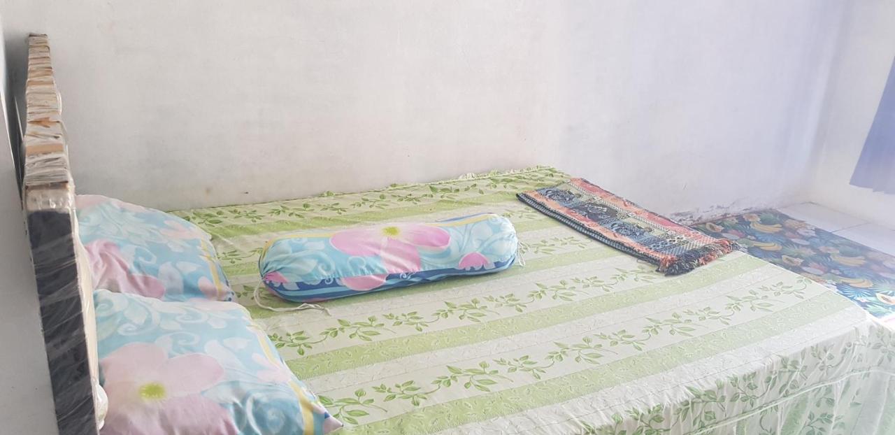 Spot On 90018 Villa Zane Reynold Karanghawu Bagian luar foto
